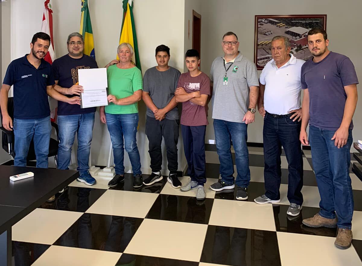 CIDASC entrega certificações de propriedades livres de Brucelose e Tuberculose em Santa Terezinha