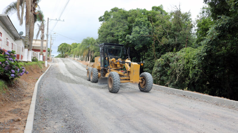 Obras são retomadas no município