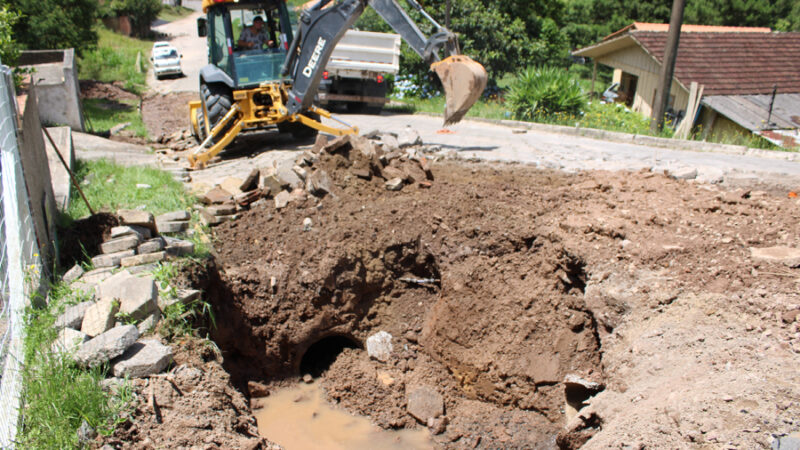 Obras na rua Estanislau Fuhrmann