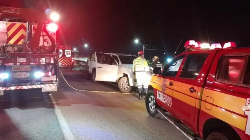 Quem era o homem morto ao ser prensado pelo próprio carro em MafraFoi identificado o motorista da camionete que se acidentou na BR-116 na madrugada desta segunda-feira (23)