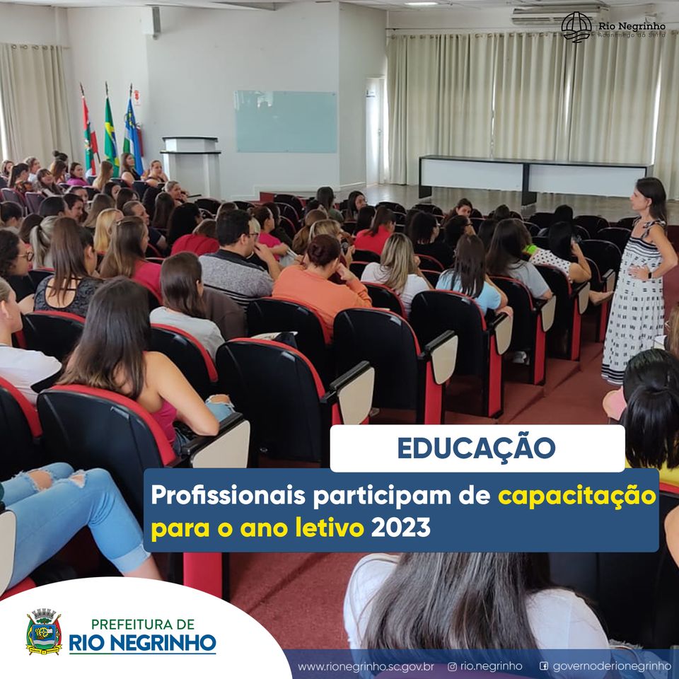 PROFISSIONAIS PARTICIPAM DE CAPACITAÇÃO PARA O ANO LETIVO DE 2023.