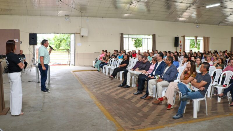 Governo do Município de Papanduva realiza recepção a todos os profissionais da educação em alusão ao início do ano letivo.