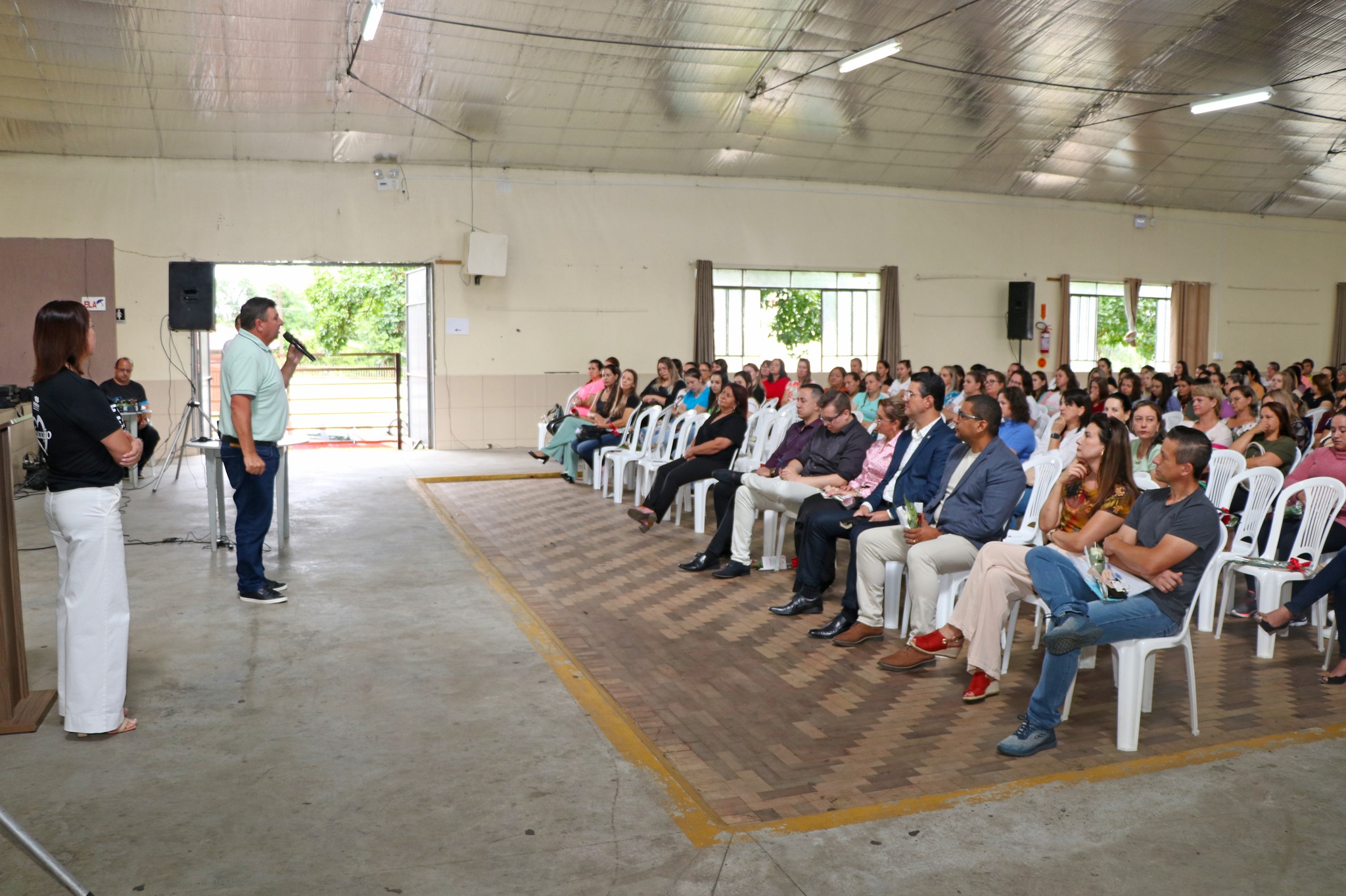 Governo do Município de Papanduva realiza recepção a todos os profissionais da educação em alusão ao início do ano letivo.