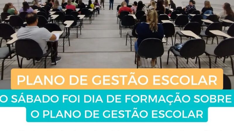 O sábado, 11 de fevereiro, foi marcado pela formação dos professores e especialistas em assuntos educacionais interessados em aprender sobre a elaboração do Plano de Gestão Escolar PGE.