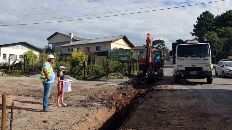 Estrada das Neves em obras