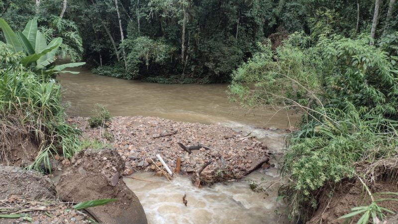 Interior é novamente castigado com deslizamentos de encostas e ruas