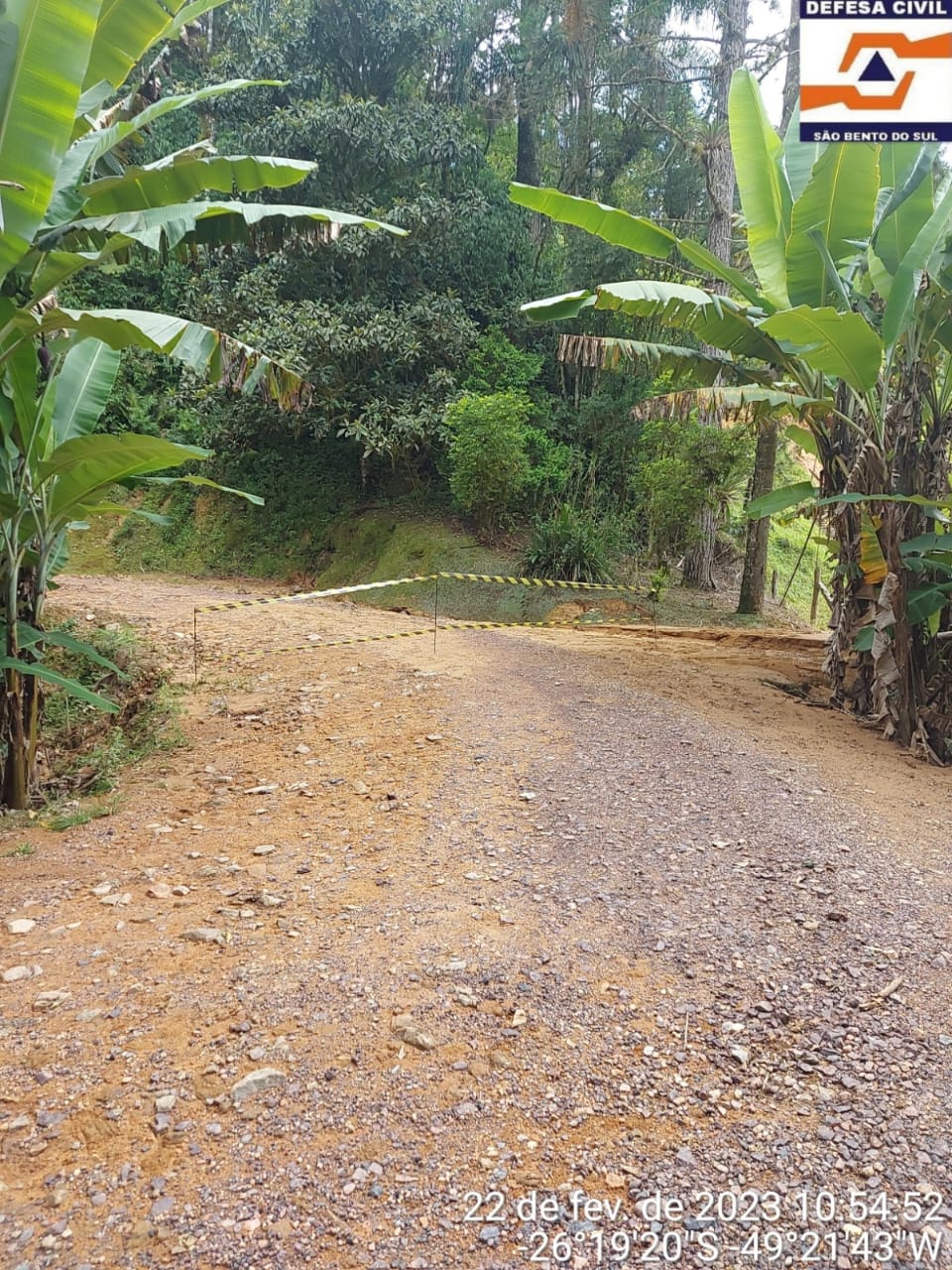 Estrada dos Bugres totalmente interditada 