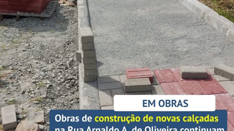 EM OBRAS