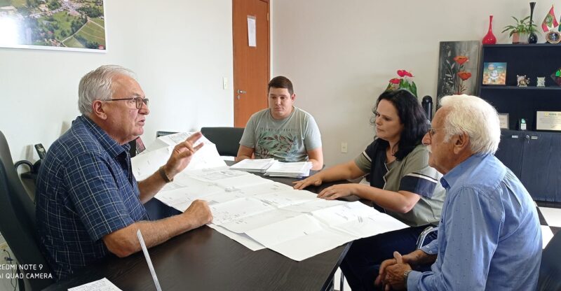 Genir Junckes recebeu Carolina Gaio e Alceu Gaio em Santa Terezinha