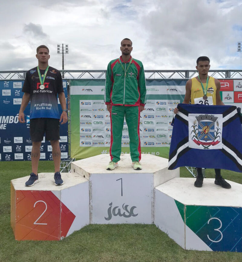 Atleta conquista medalha de ouro em campeonato estadual