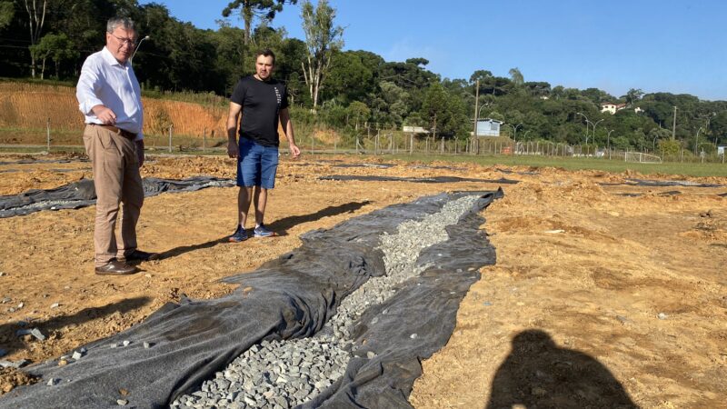 Campo de society ficará pronto em breve 