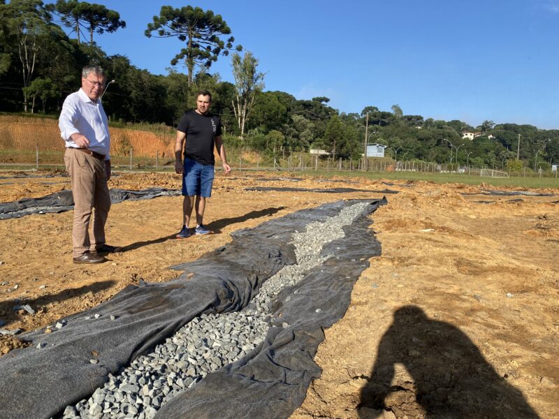 Campo de society ficará pronto em breve 