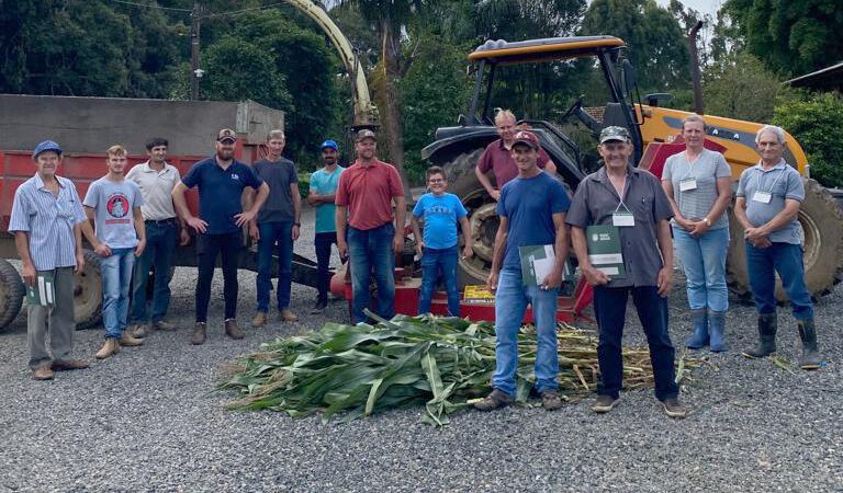 Capacitação aos agricultores