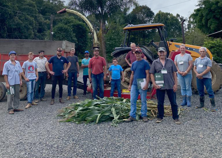 Capacitação aos agricultores