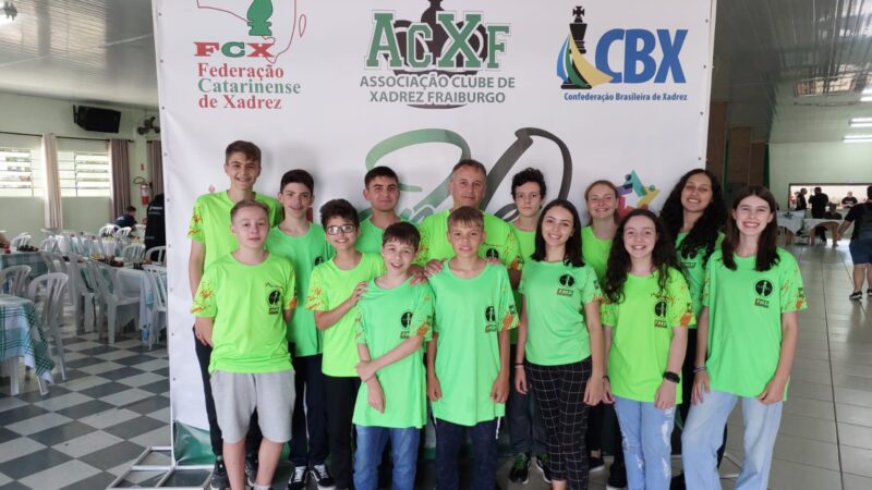 Enxadristas conquistam medalhas em Festival Catarinense da Juventude