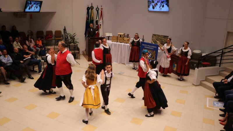 SESSÃO FESTIVA EM COMEMORAÇÃO AOS 143 ANOS DE RIO NEGRINHO