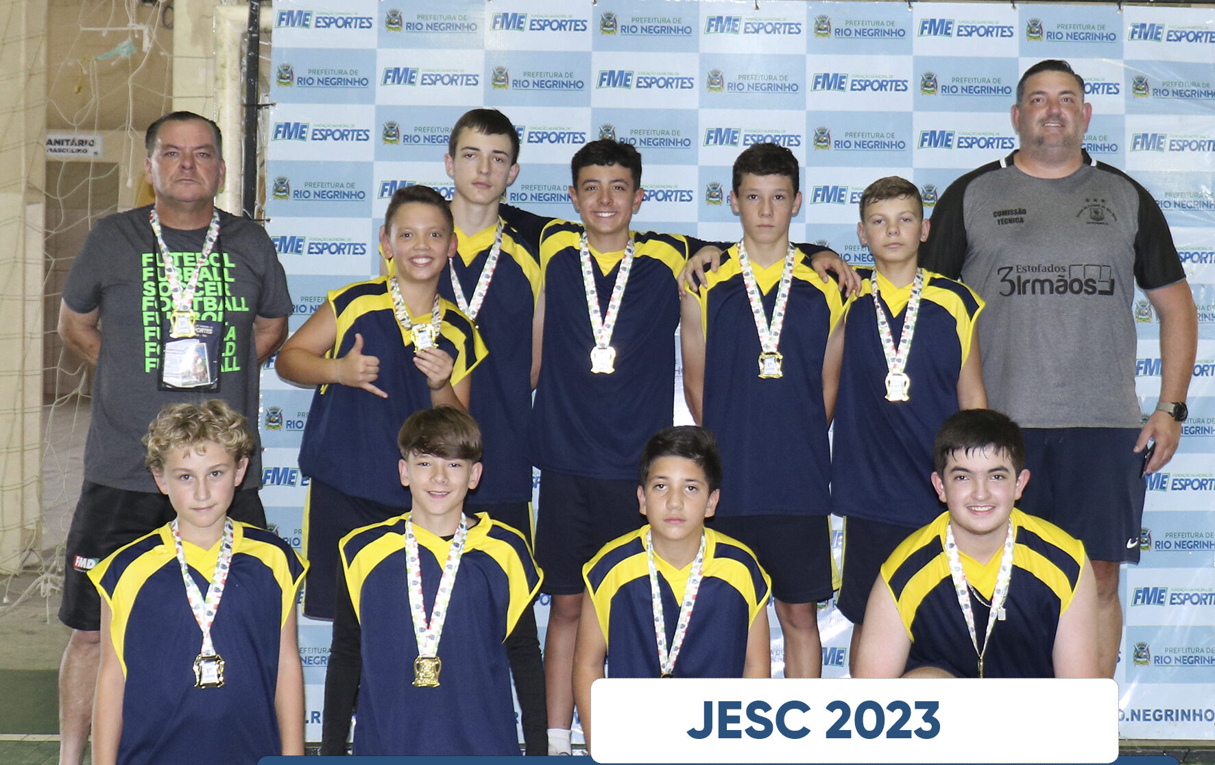 Escola de Rio Negrinho conquista 1º Lugar no Vôlei Masculino