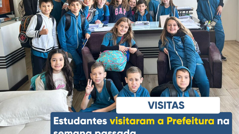 ESTUDANTES VISITAM PREFEITURA