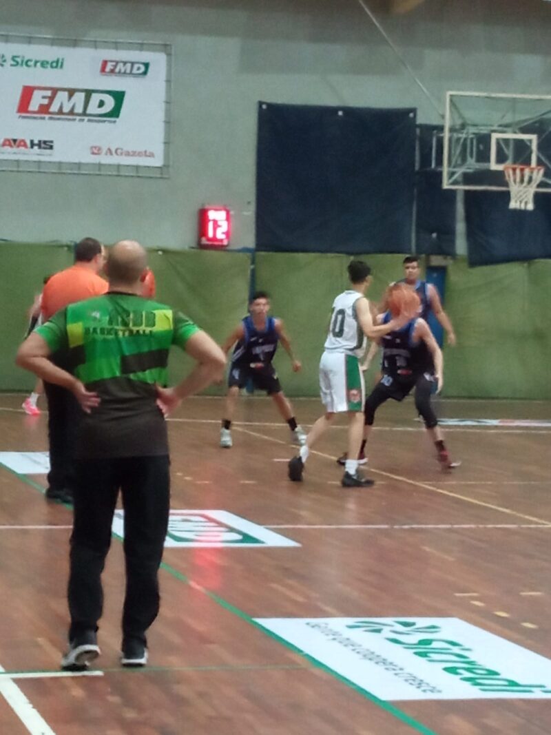 Basquete em disputa pelo estadual sub-17