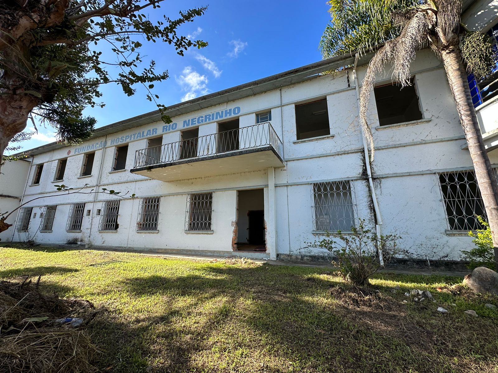 Antigo Hospital de Rio Negrinho vai abrigar órgãos da educação após reforma