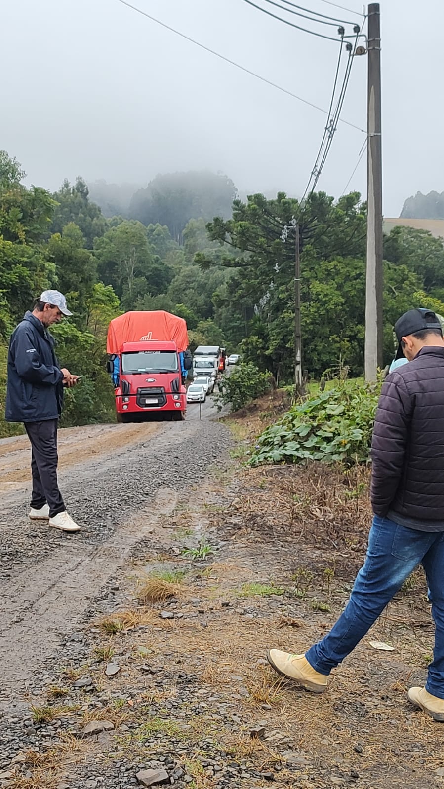 Moradora de Santa Terezinha desabafa sobre condições das estradas