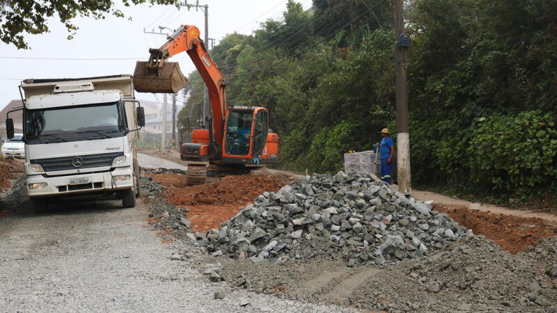 Obras na Estrada das Neves – sistema “pare e siga”