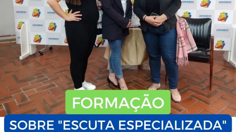 Profissionais da Secretaria Municipal de Educação participam de capacitação sobre “Escuta Especializada”.*