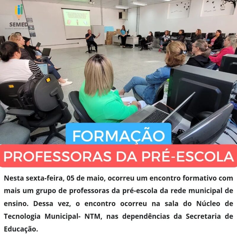 Professoras da pré-escola participam de encontro formativo