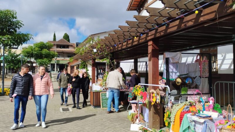 DiverCidade Cultural” anima Praça Jardim dos Imigrantes