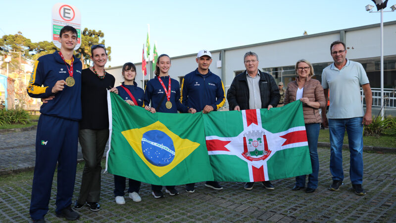 Homenagem aos campeões