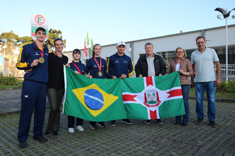 Homenagem aos campeões