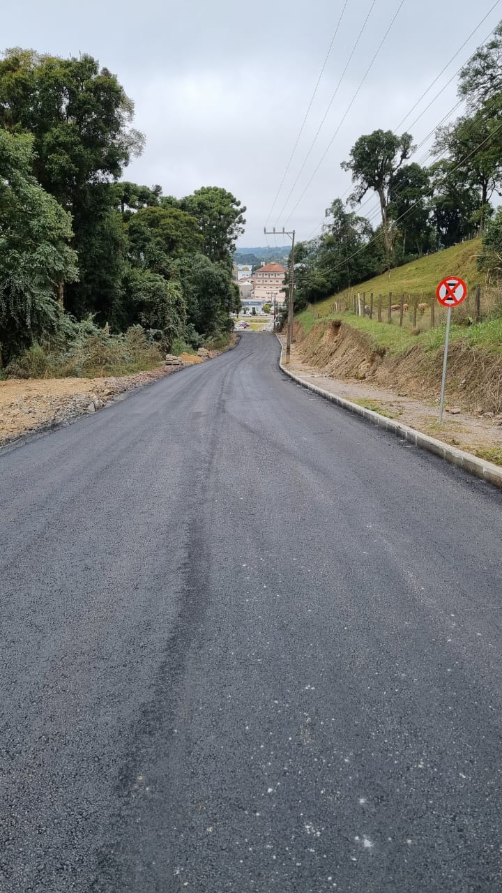 Pavimentação em trecho da rua Tereza Conrad é concluída