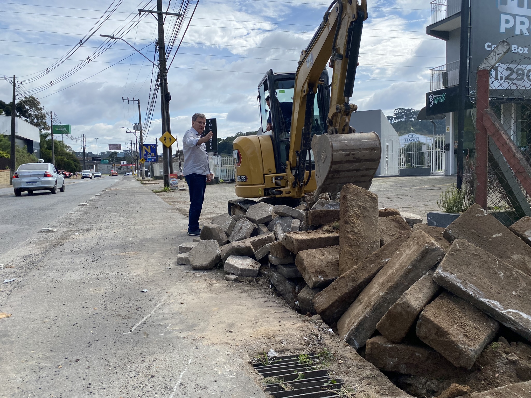 Revitalização da Antônio Kaesemodel em andamento