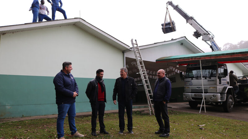 Obras na EBM Lúcia Tschoeke