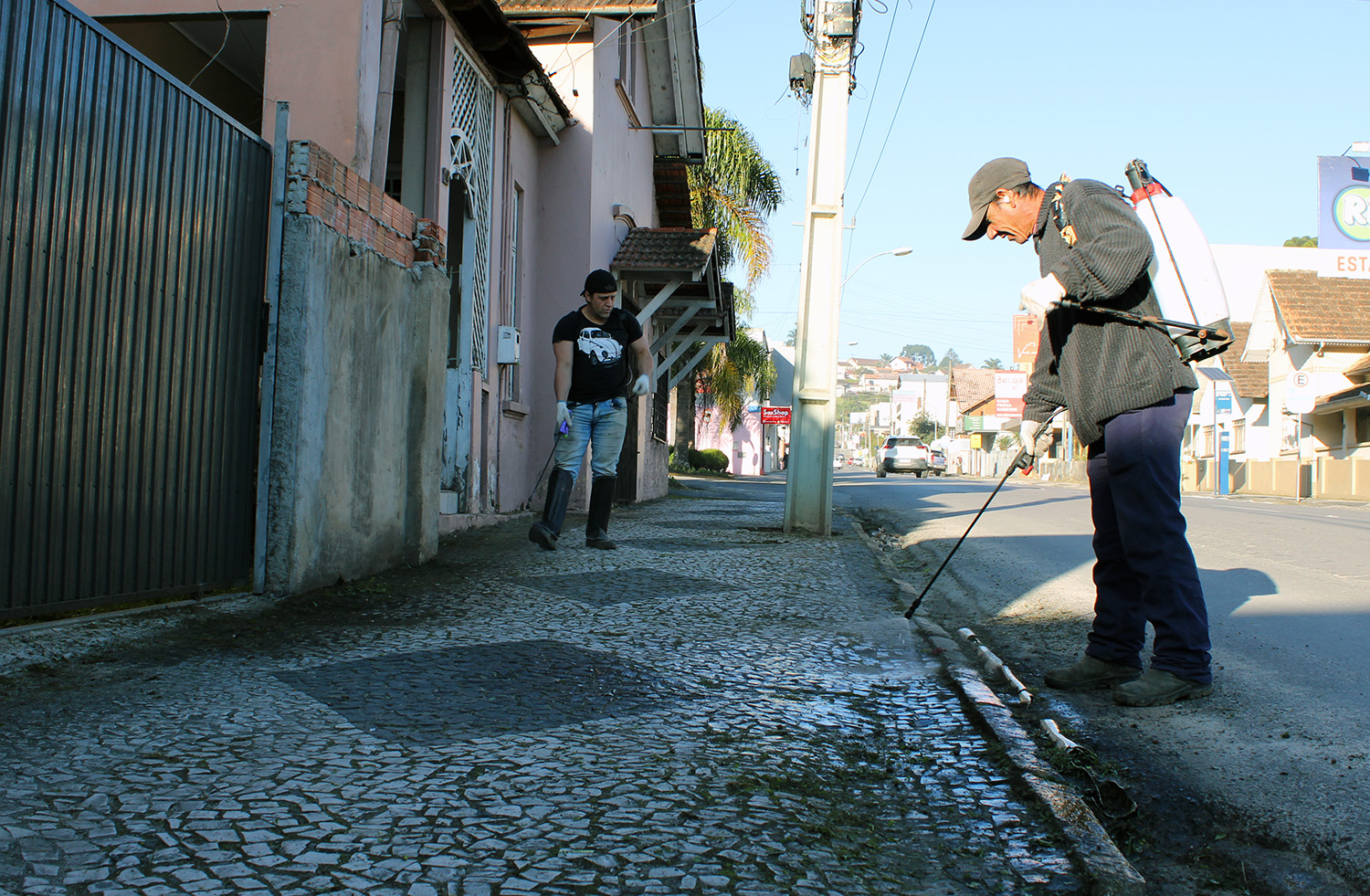 Produto caseiro e sem veneno para limpeza pública