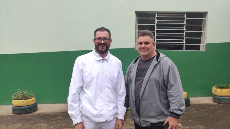 Vereador Darlan visita unidades de ensino do Município