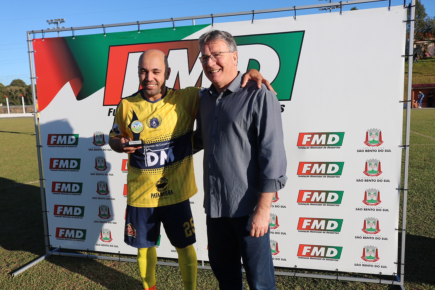 Equipe 100 Controle é campeã do Municipal de Campo