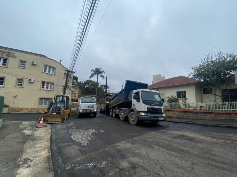 Recapeamento asfáltico da Avenida Nereu Ramos é finalizado