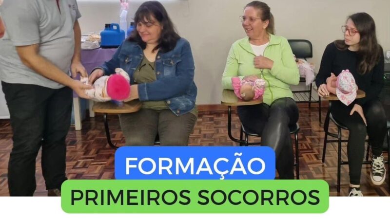 ✅️ Hospital Sagrada Família promove capacitação em primeiros socorros para profissionais da Educação Infantil da rede municipal de ensino