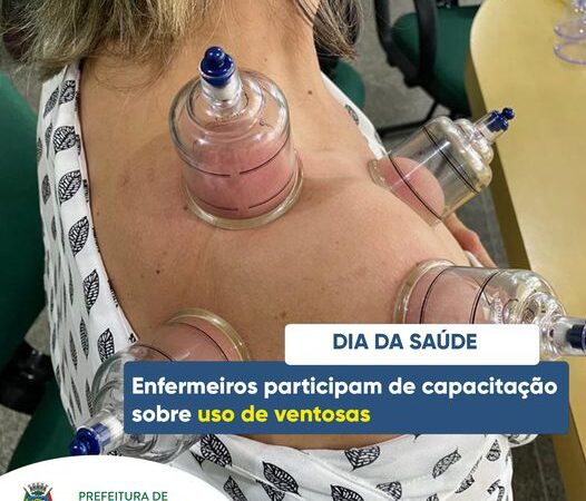 ENFERMEIROS PARTICIPAM DE CAPACITAÇÃO