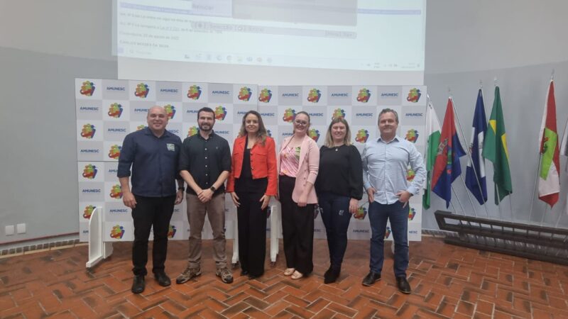 Formação com técnicos do Tribunal de Contas de Santa Catarina