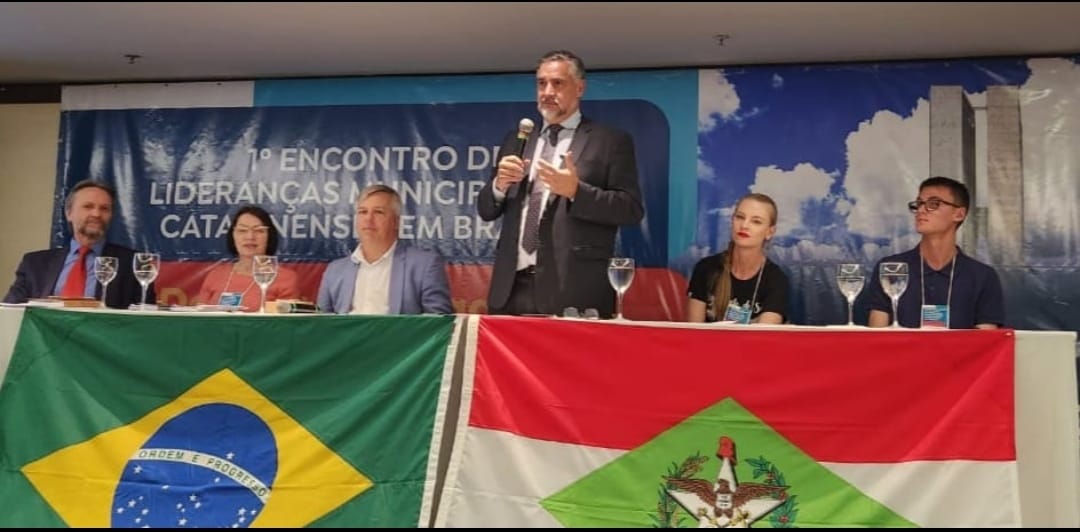 Jaciara Machuga o 1º Encontro de Lideranças Municipalistas Catarinenses em Brasília