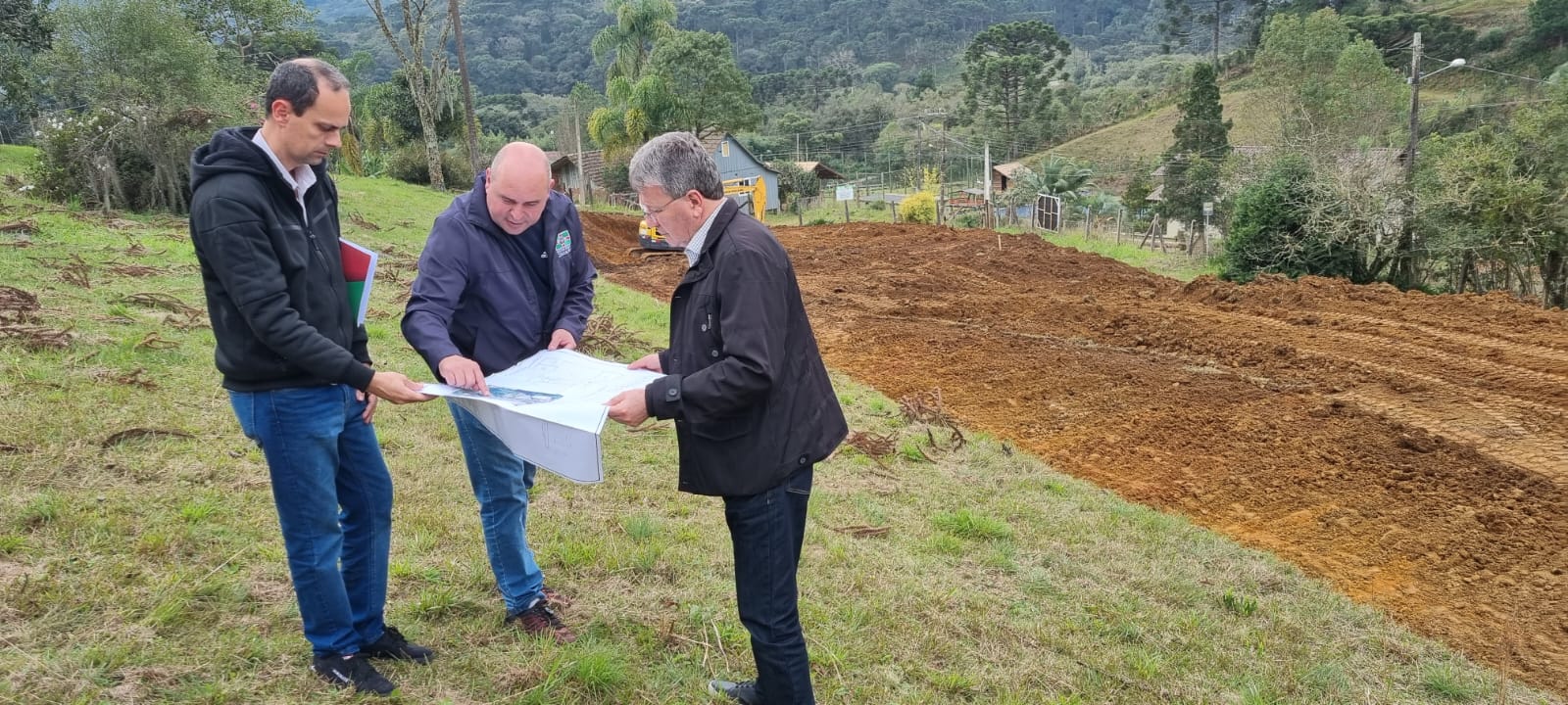 Obras a todo vapor:  Escola Maria Ferreira Ziemann