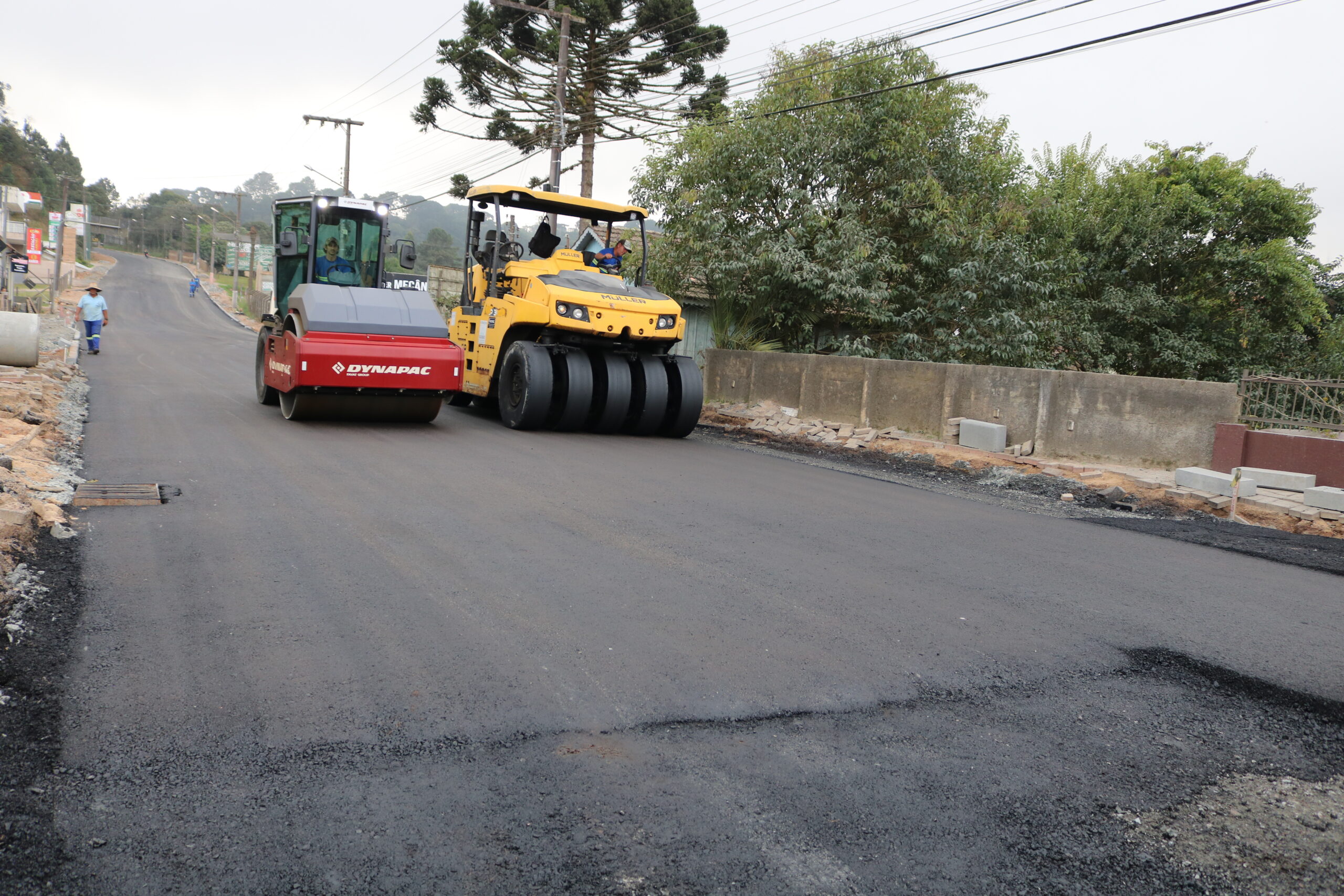 Obras de Pavimentação Transformam Rua das Neves e Rua José Ruckl, no Bairro Serra Alta