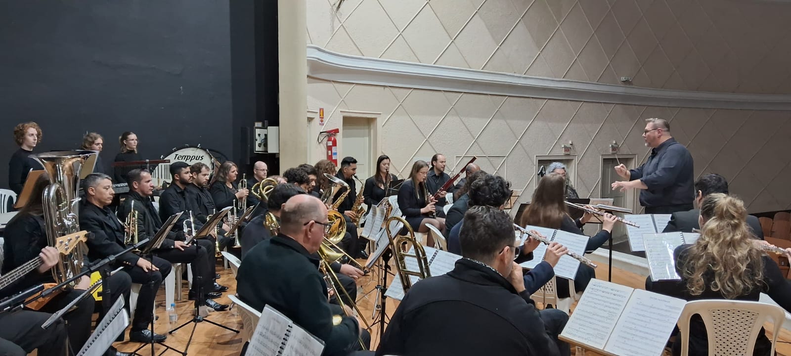 Orquestra Jazz Band Elite de Corupá Encanta Público em São Bento do Sul