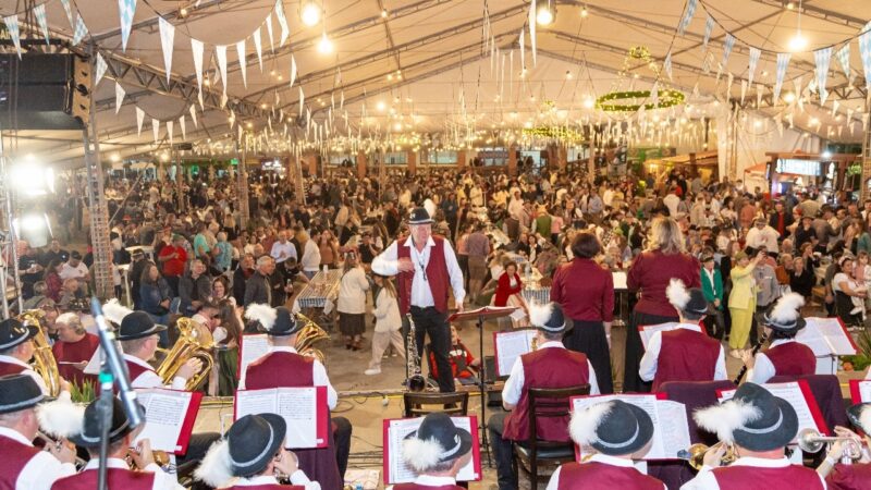 SCHLACHTFEST ELEVA PÚBLICO, APROVA MELHORIAS E CELEBRA A CULTURA GERMÂNICA