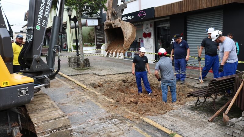 Implantação de lixeiras subterrâneas na área central