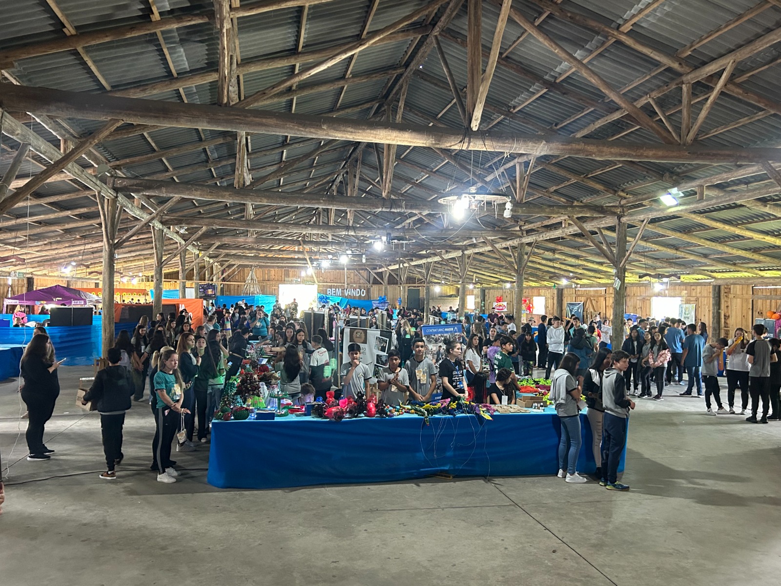 Monte Castelo recebe a “Feira das Profissões e do Jovem Empreendedor Primeiros Passos”