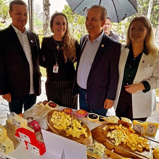 Laticínios Castelense Participa de Evento em Comemoração aos 44 Anos da Cidasc em Florianópolis