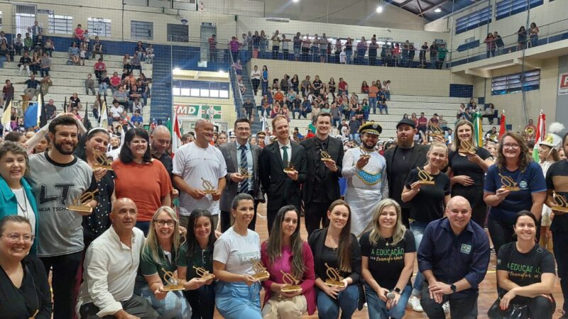 Vereadoras participam do Encontro de Bandas Marciais